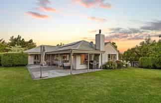 15 John Leith Place, Leithfield