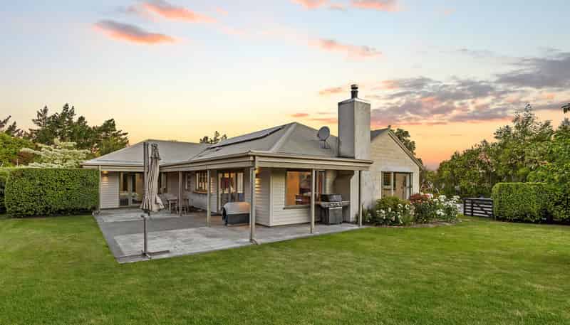 15 John Leith Place, Leithfield