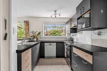 22B Medina Crescent, Parklands