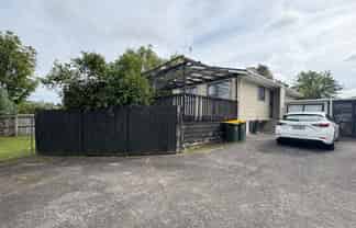 2/63 John Walker Drive, Manurewa