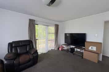 2/63 John Walker Drive, Manurewa