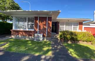 1/3 Esmonde Road, Takapuna