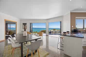 16 Davies Drive, Atawhai