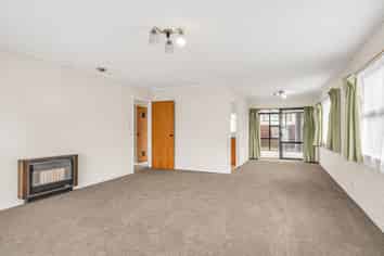 11 Cornwall Street, Levin