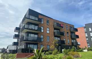 303/6 Rauroa Lane, Hobsonville