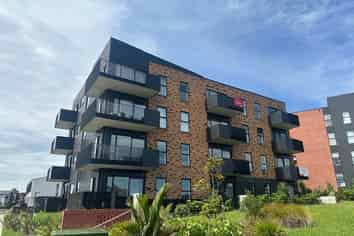 303/6 Rauroa Lane, Hobsonville