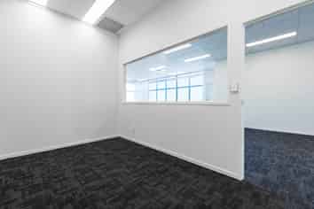 Versatile Offices 105m2 | Otahuhu