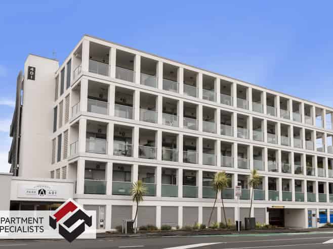 401 New North Road, Kingsland