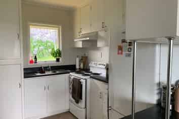 2/4 Dewsbury Terrace, Castor Bay