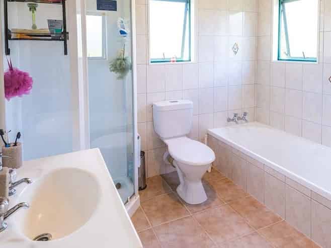 Cottage/12 Ara-Kotinga, Whitford