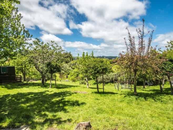 Cottage/12 Ara-Kotinga, Whitford