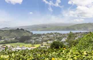 24 Ships Cove, Whitby