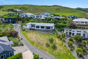 6 Buckingham Court, Wakatu