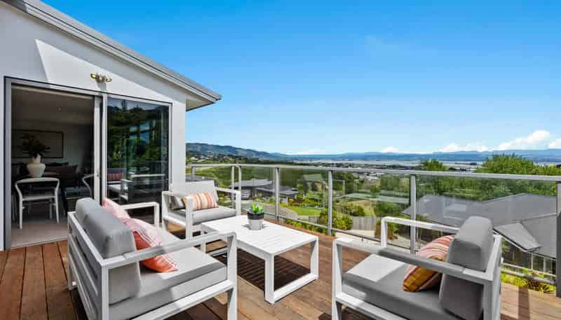 6 Buckingham Court, Wakatu