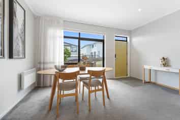 12 Killick Place, Long Bay