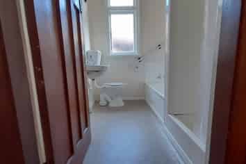 86 Toi Toi Street, Toi Toi