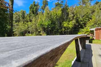 215 Clifton Road, Kaiata