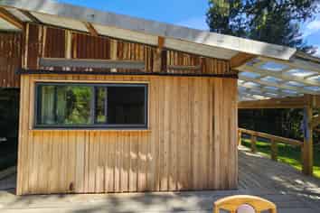 215 Clifton Road, Kaiata