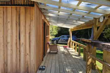 215 Clifton Road, Kaiata