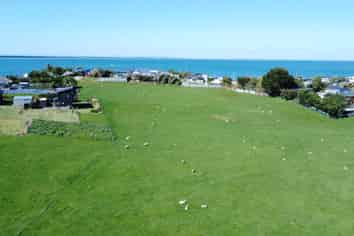 19 Irwin St, Riverton