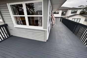 Front/232A Sunset Road, Windsor Park