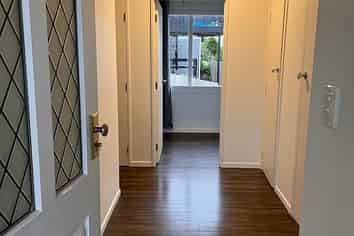 Front/232A Sunset Road, Windsor Park