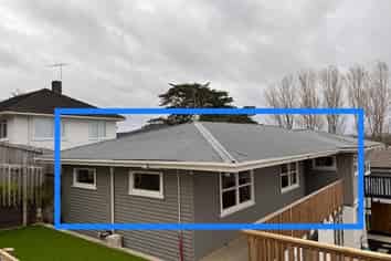 Front/232A Sunset Road, Windsor Park