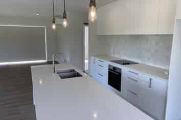 2 Grove Lane, Omokoroa