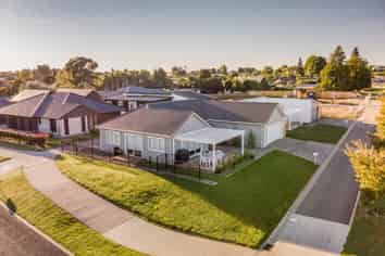 2 Grove Lane, Omokoroa