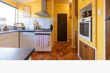 9 Papawai Place, Milson