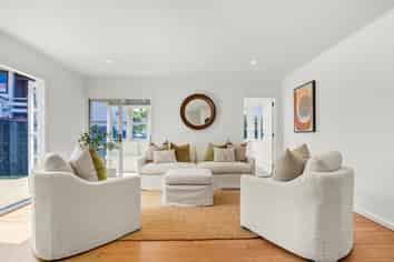 2 Thomson Street, Mount Roskill