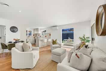 2 Thomson Street, Mount Roskill