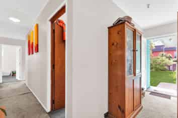 4 Wickman Way, Mangere East