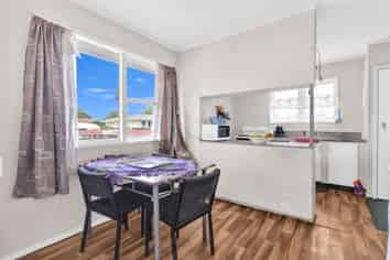 4 Wickman Way, Mangere East