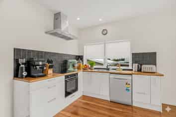 8 Totara View, Wellsford