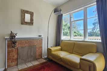 6 Simmonds Avenue, Mount Roskill