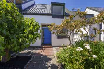9/24 Shrewsbury Street, Merivale