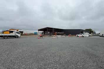 Versatile Industrial Yard Space