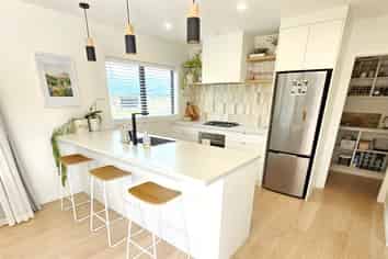  104 Kārearea Way, Matarangi