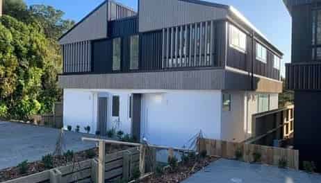 3/6 Bushland Grove, Paparangi