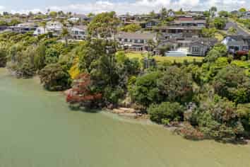 6A Lilford Place, Half Moon Bay