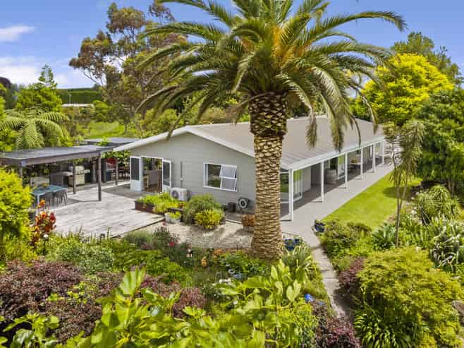 86 Castles Road, Oropi