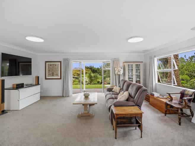 86 Castles Road, Oropi