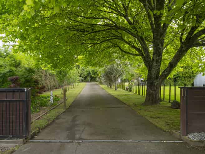 86 Castles Road, Oropi