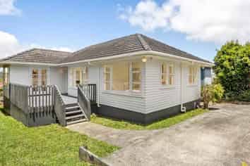 16 Graham Bell Avenue, Mount Roskill