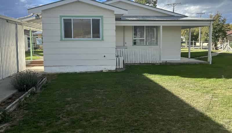 House/5 Leask Street, Omakau