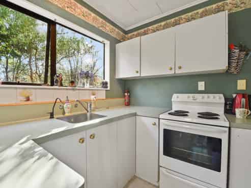 2/220 Waimea Road, Bishopdale