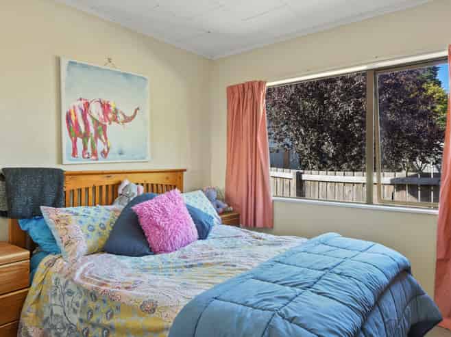 2/220 Waimea Road, Bishopdale