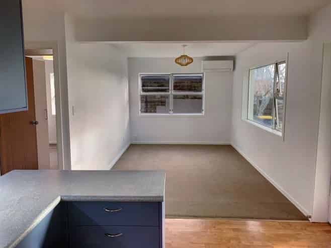 12A Westwell Road, Belmont