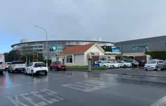 Modern Ground Floor Office, Takapuna - Office or Medical Use